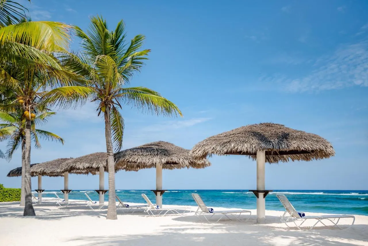 ****  Le Soleil D'Or Hotel Cayman Brac Cayman Islands