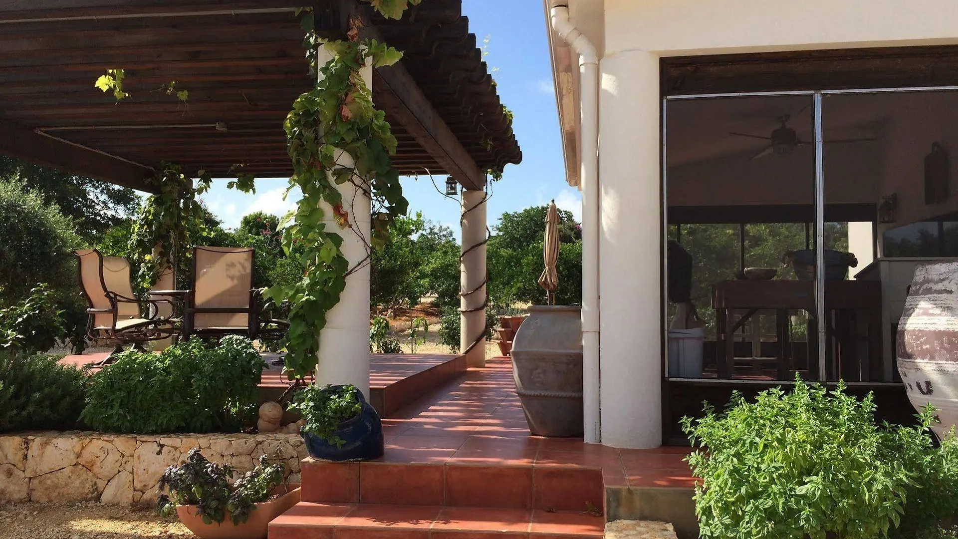 Le Soleil D'Or Hotel Cayman Brac